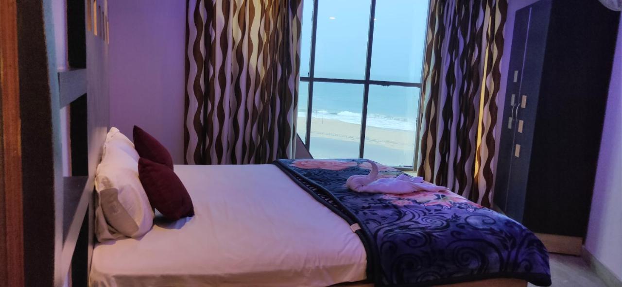 Golden Dust Otel Puri Dış mekan fotoğraf