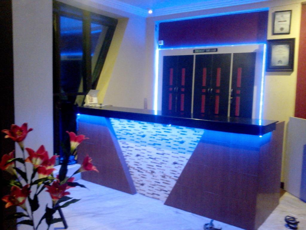 Golden Dust Otel Puri Dış mekan fotoğraf