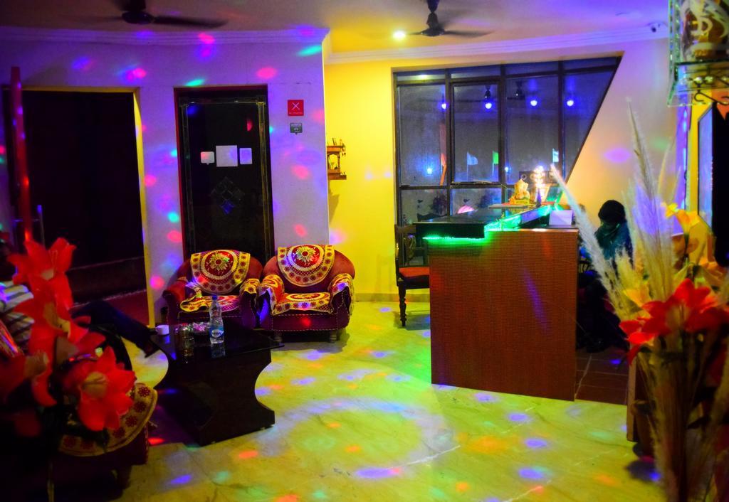Golden Dust Otel Puri Dış mekan fotoğraf